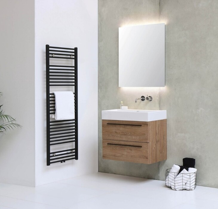 Lichte Scandinavische badkamer 